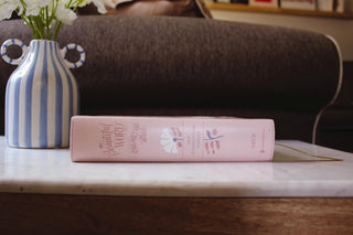 NIV, Beautiful Word Coloring Bible, Leathersoft, Pink: Hundreds of Verses to Color