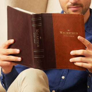 NASB, MacArthur Study Bible, 2nd Edition, Leathersoft, Brown, Comfort Print: Unleashing God's Truth One Verse at a Time, Imitation Leather