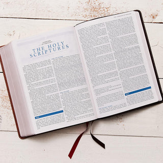 NASB, MacArthur Study Bible, 2nd Edition, Leathersoft, Brown, Comfort Print: Unleashing God's Truth One Verse at a Time, Imitation Leather